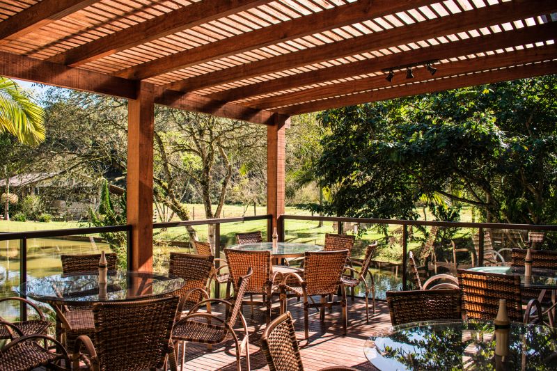 Arbor Installation in Alpharetta, GA