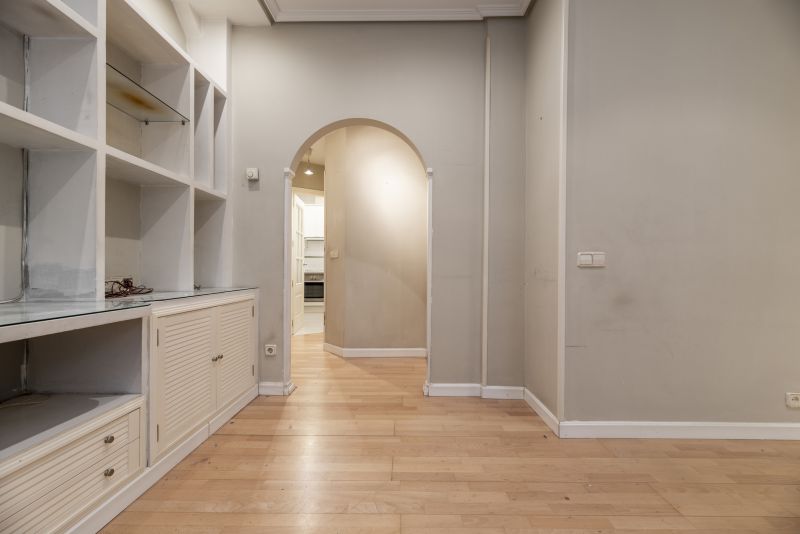 Custom Bookcase Installation in Annapolis, MD